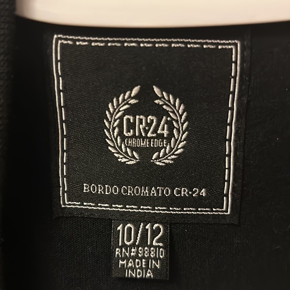 CR 24 junior 10-12 - Picture 4 of 4